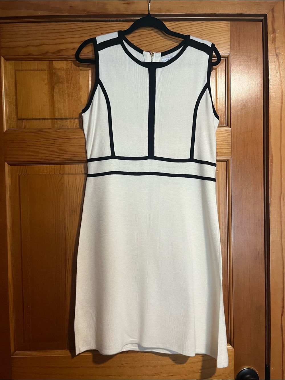 Calvin Klein Ivory Black Contrast Trim Sleeveless Sweater Dress Career Workwear